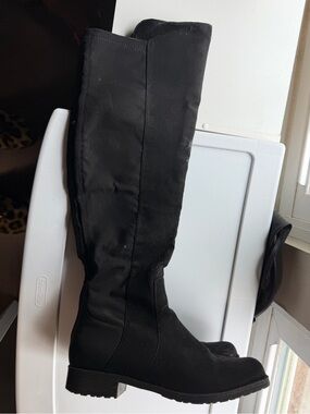 Umbra Black Over-the-Knee Stretch Riding Boots